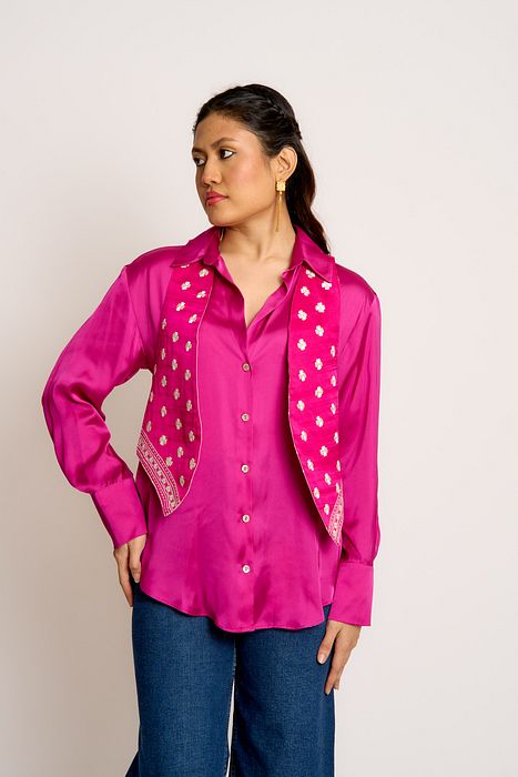 A model showcasing Light And Dark Pink Kalki Reversible Waistcoat by Ashtar from Ashtar's collection