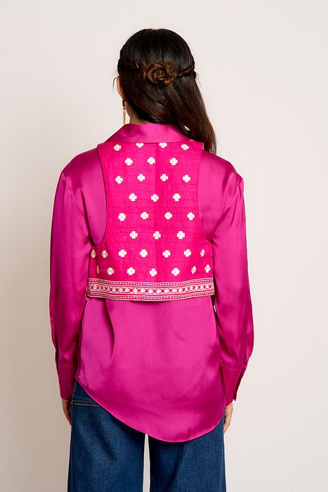 A model showcasing Light And Dark Pink Kalki Reversible Waistcoat by Ashtar from Ashtar's collection