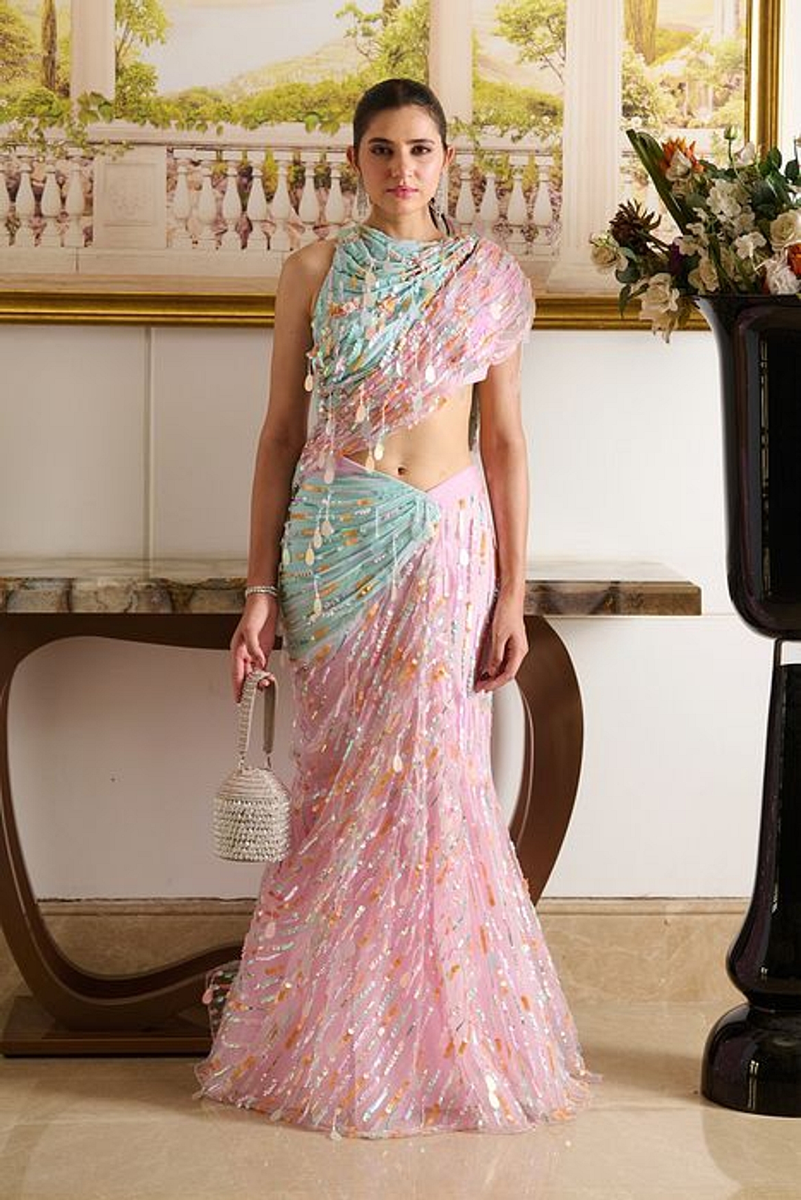 A model showcasing Zil Saree Feature image by Moledro from Moledro's collection