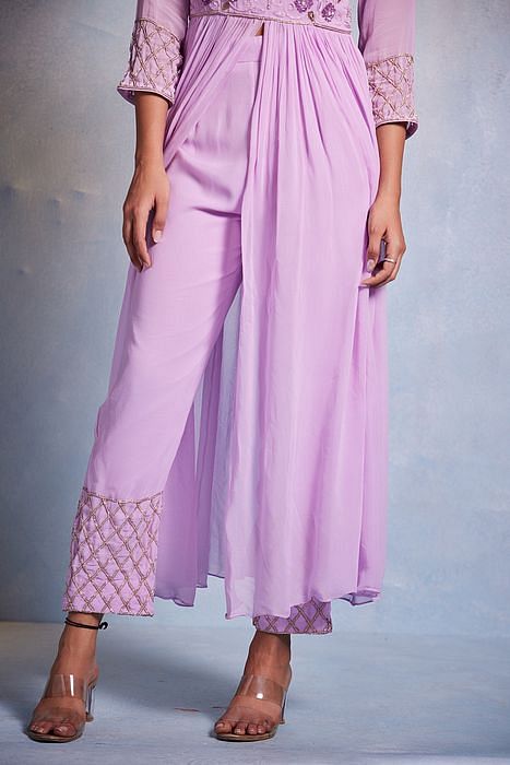 A model showcasing Kiyah Suit Set by Muditaa By Urmila from Muditaa By Urmila's collection