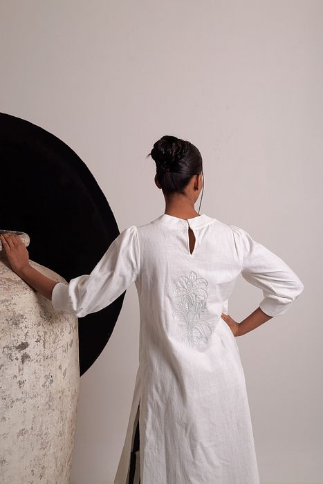 A model showcasing Noamd Coord Set by Nautanky from Nautanky's collection