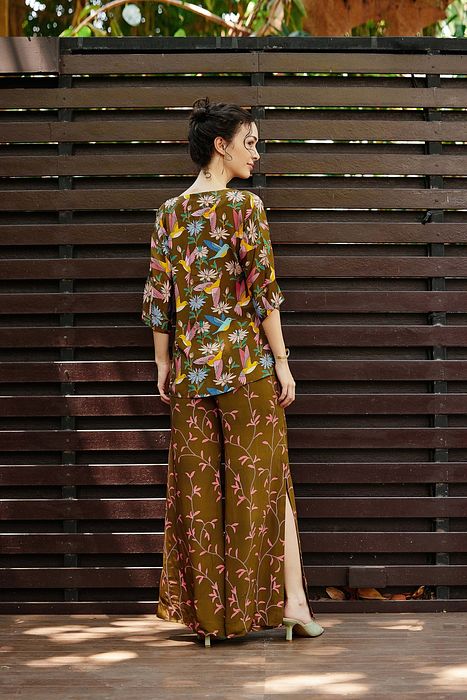 A model showcasing Aviary Top With Pants by Nautanky from Nautanky's collection