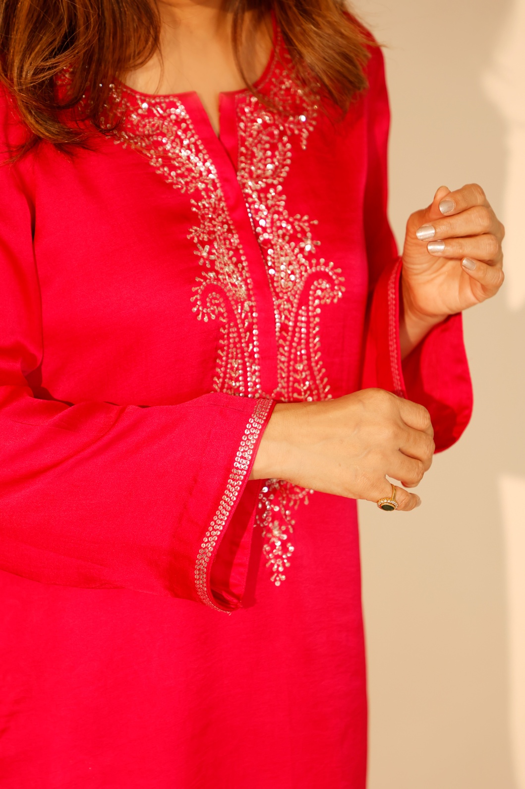 A model showcasing Pink Riva Twin Set by Ashtar from Ashtar's collection