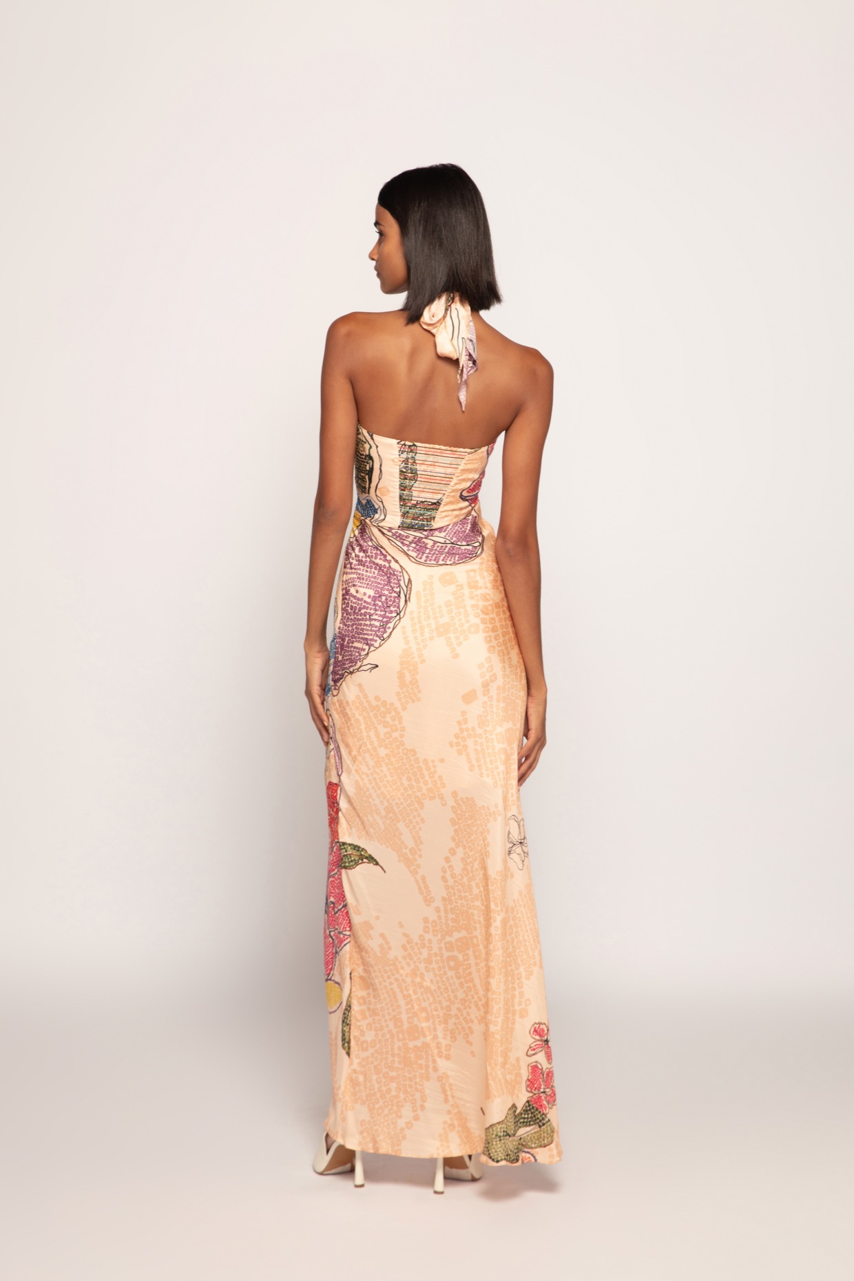 A model showcasing Saaksha And Kinni by Saaksha And Kinni from Saaksha And Kinni's collection