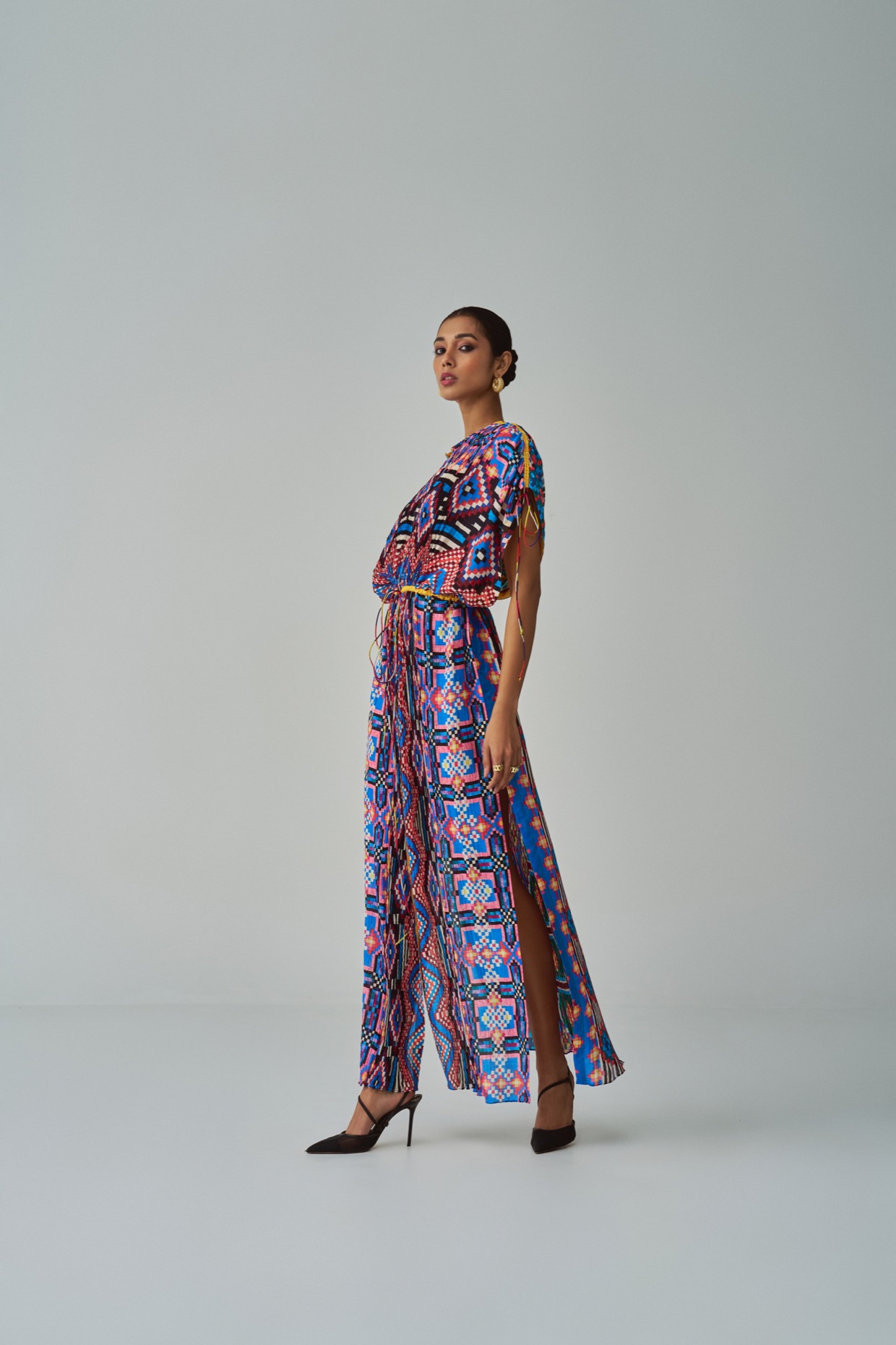 A model showcasing Blue Sasha Kaftan by Saaksha And Kinni from Saaksha And Kinni's collection