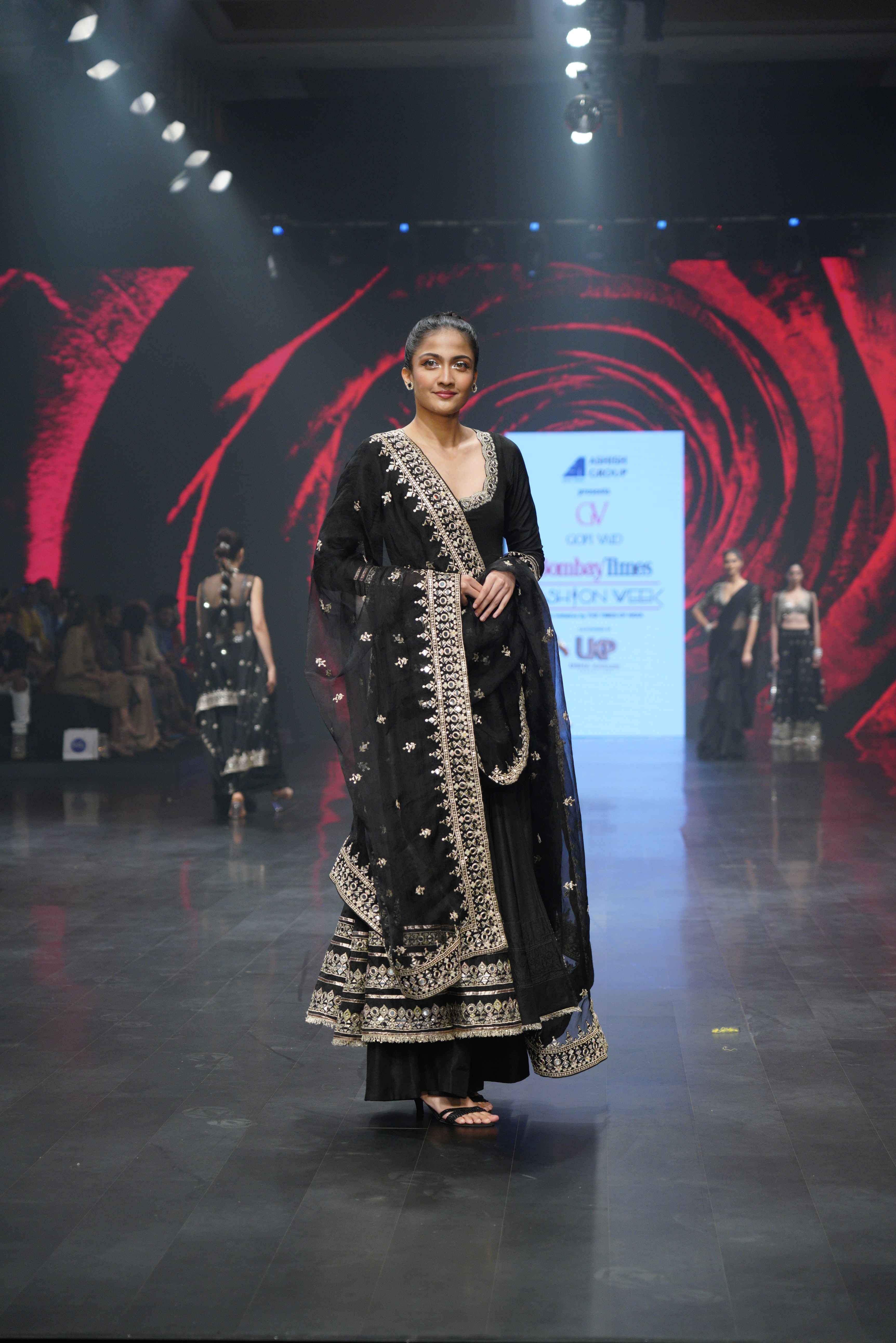 A model showcasing Srivani Ag Set by Gopi Vaid from Gopi Vaid's collection