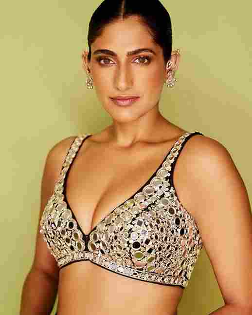 A model showcasing Gandhara Skirt Set by Gopi Vaid from Gopi Vaid's collection