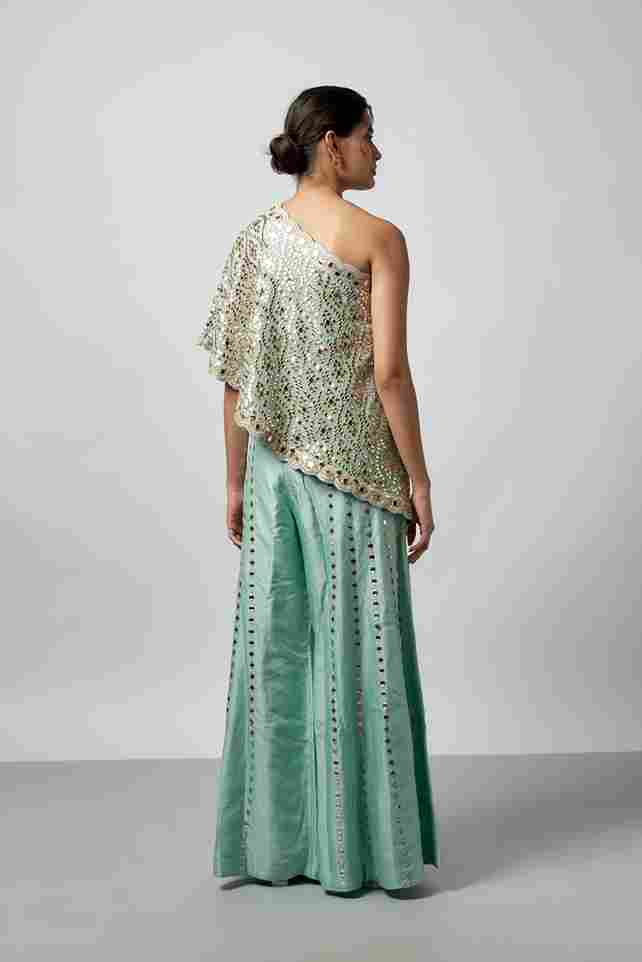 A model showcasing Joan Pant Set by Gopi Vaid from Gopi Vaid's collection
