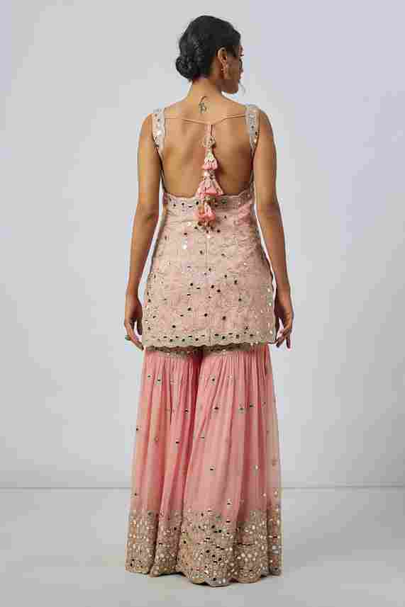 A model showcasing Soneera Sharara Set by Gopi Vaid from Gopi Vaid's collection