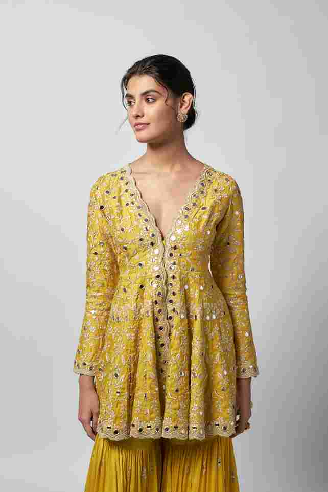A model showcasing Jhalak Sharara Set by Gopi Vaid from Gopi Vaid's collection