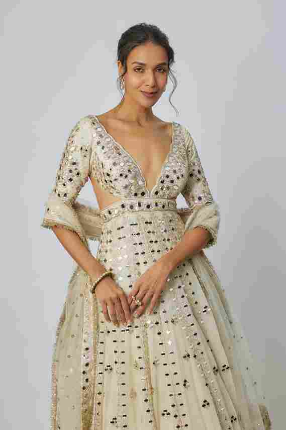 A model showcasing Aasmi Anarkali Set by Gopi Vaid from Gopi Vaid's collection