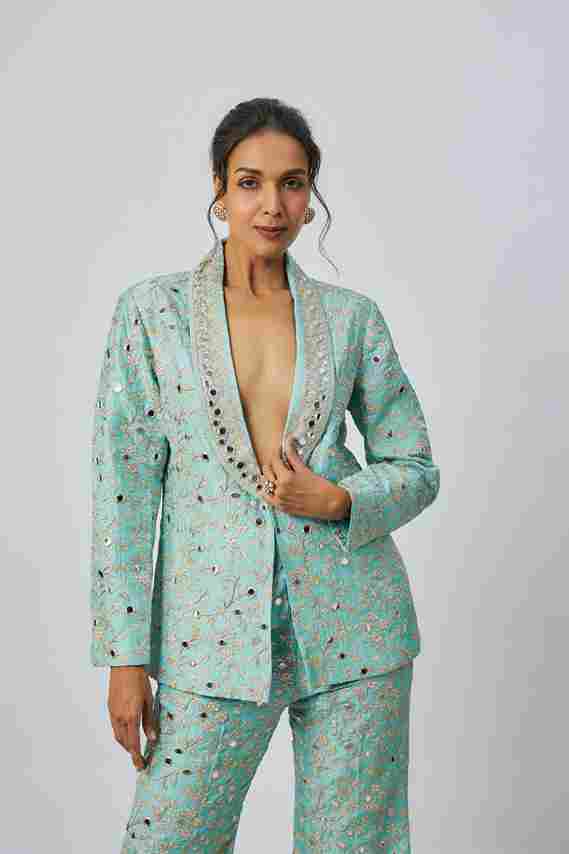 A model showcasing Blue Sanura Pant Set by Gopi Vaid from Gopi Vaid's collection