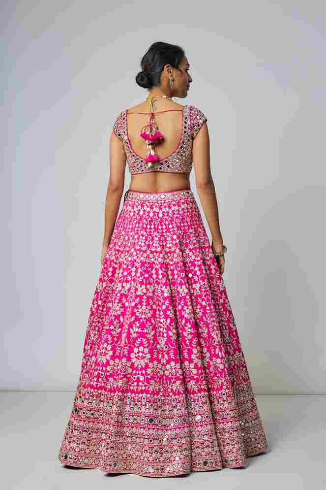 A model showcasing Niranjana Lehenga Set by Gopi Vaid from Gopi Vaid's collection