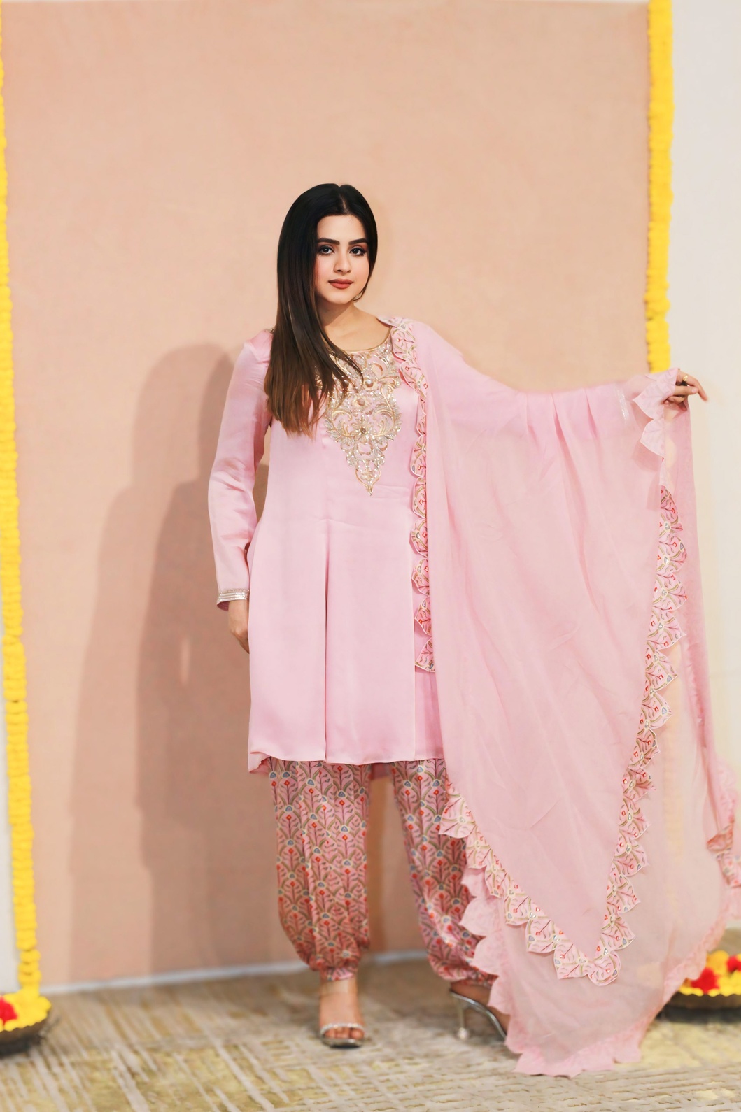 A model showcasing Jannat Kurta Salwar by Kanika Verma Couture from Kanika Verma Couture's collection