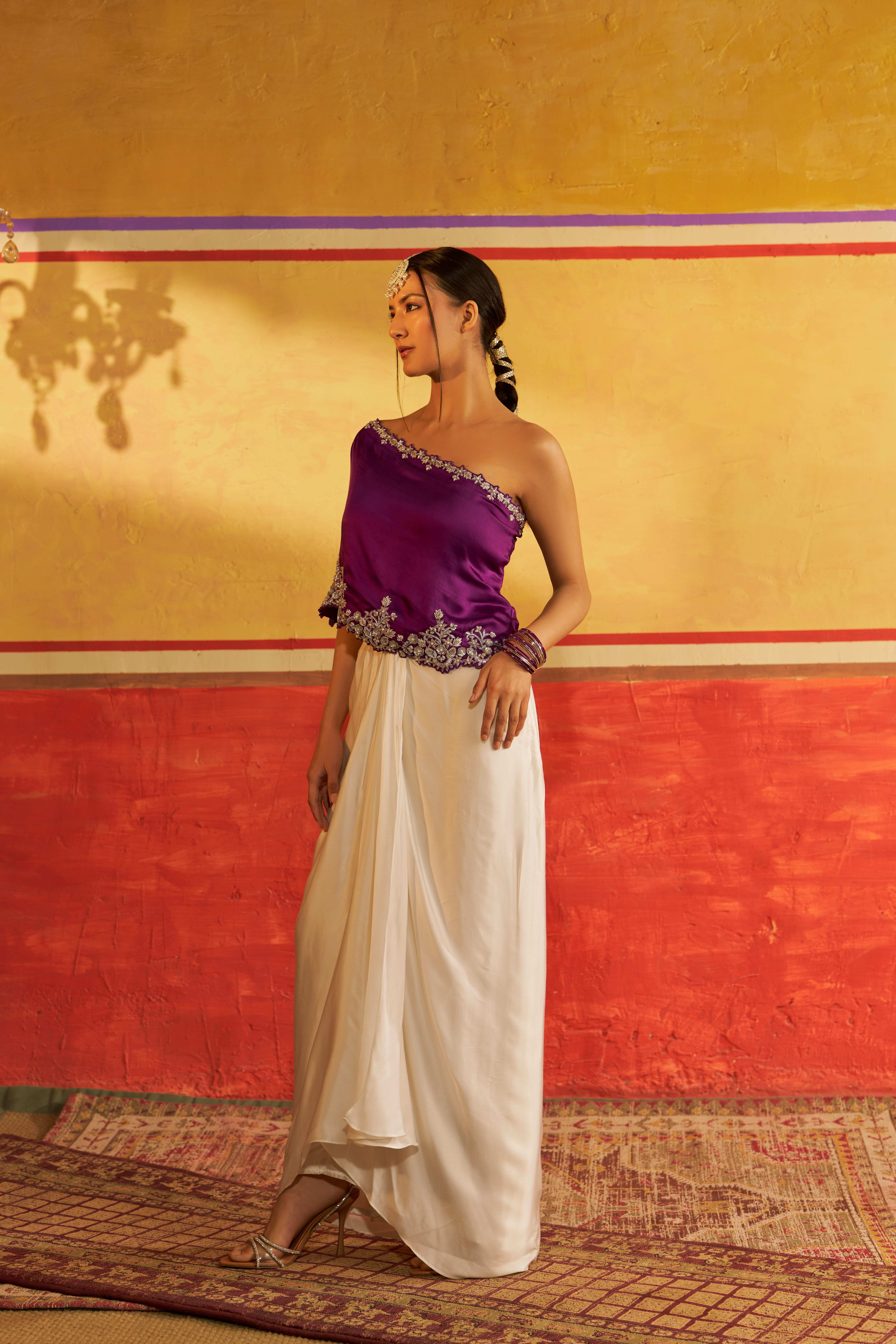 A model showcasing Zoya Purple White Kaftan Set by Gaamya from Gaamya's collection