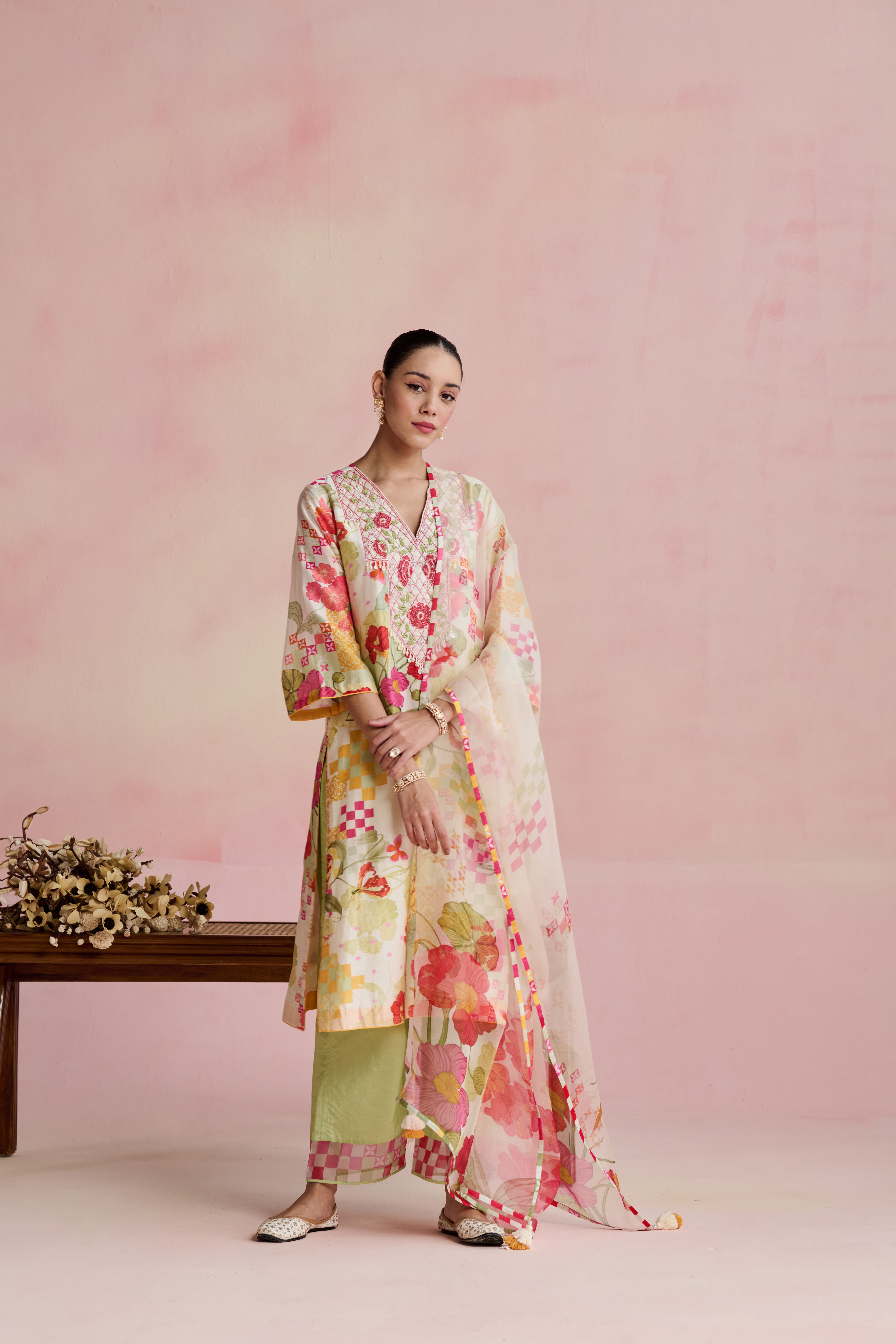 A model showcasing Mishka White Pure Organza Dupatta by Nirvair from Nirvair's collection