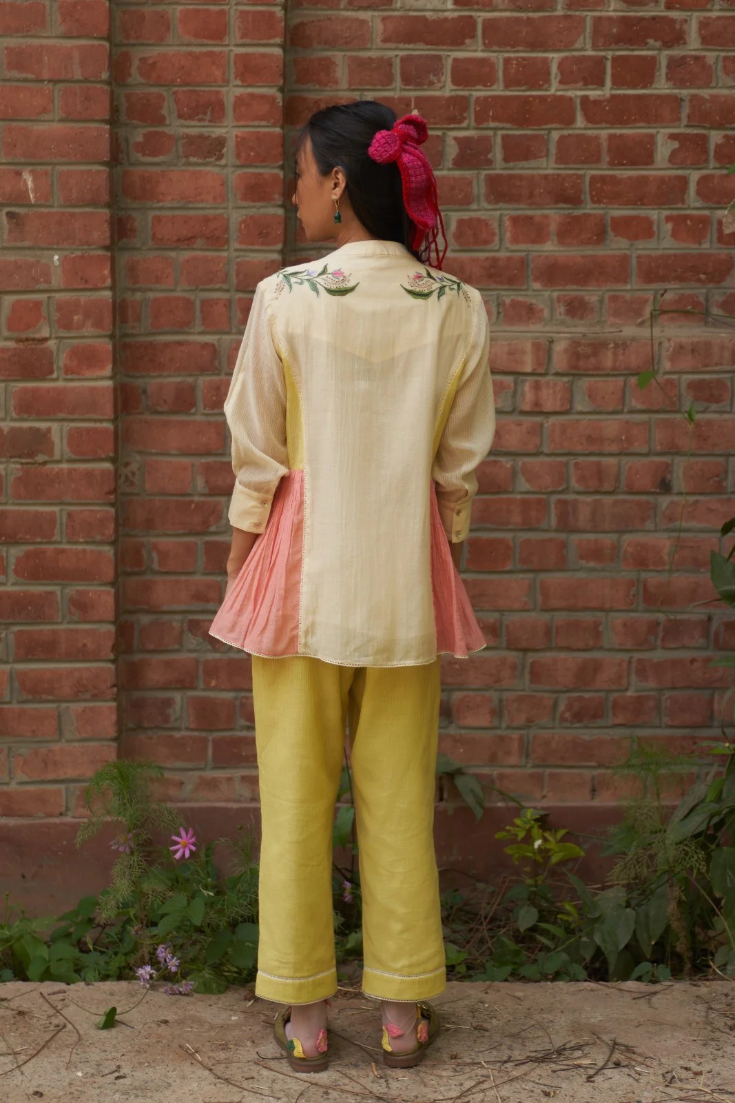 A model showcasing Mallow Coord Set by Nirvair from Nirvair's collection