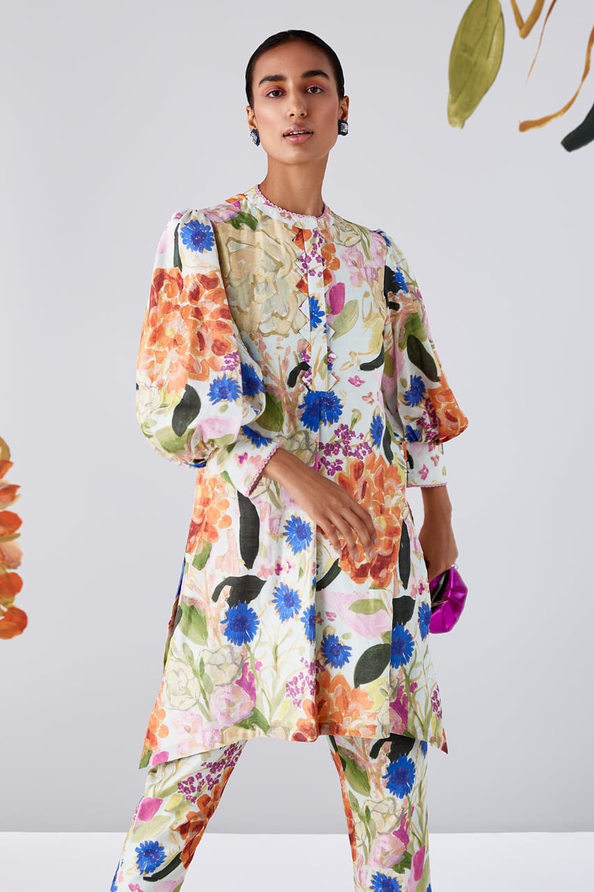 A model showcasing Kassia Chanderi Printed Kurta Set by Ridhi Mehra from Ridhi Mehra's collection