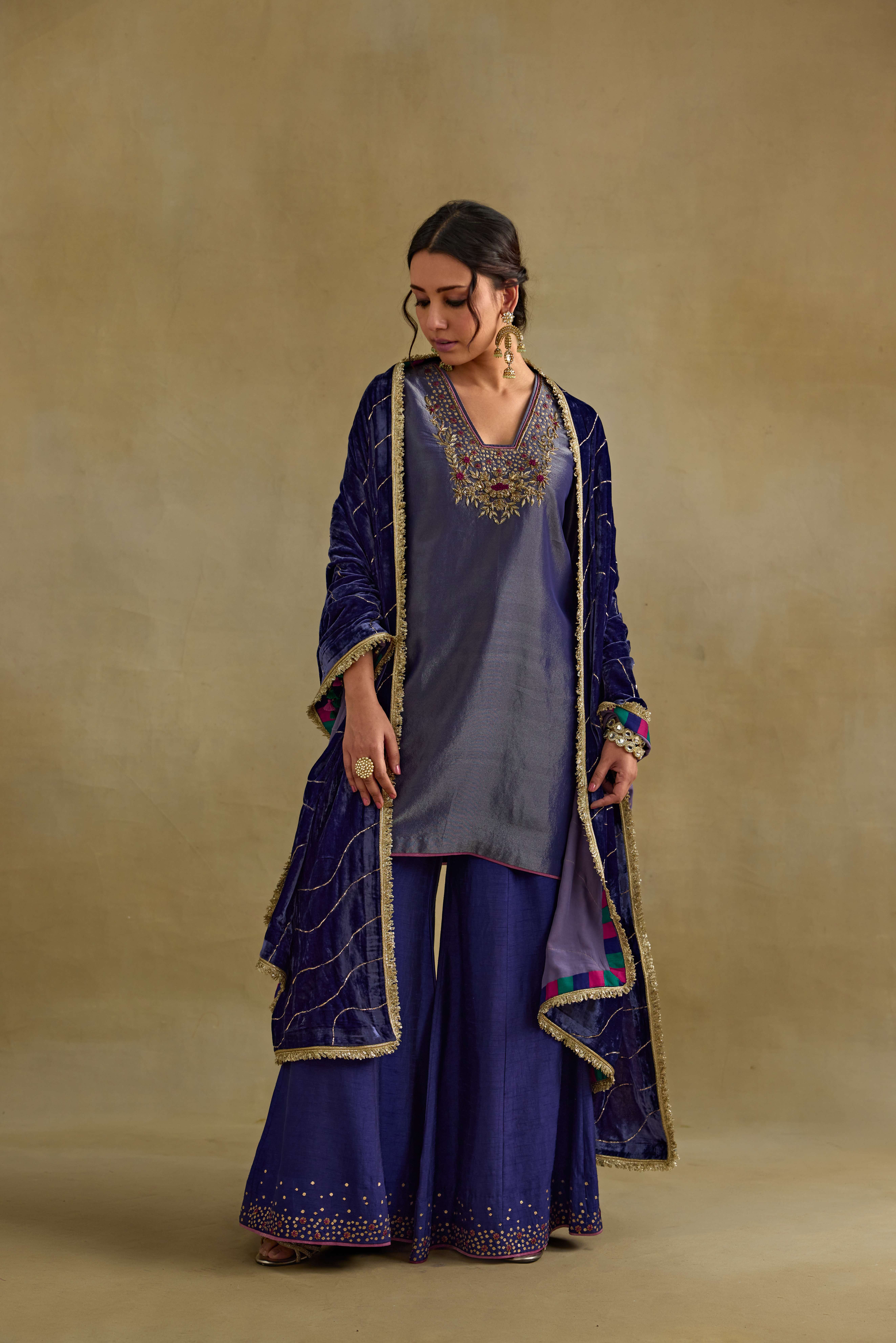 A model showcasing Prisha Blue Doshala Feature image by Nirvair from Nirvair's collection