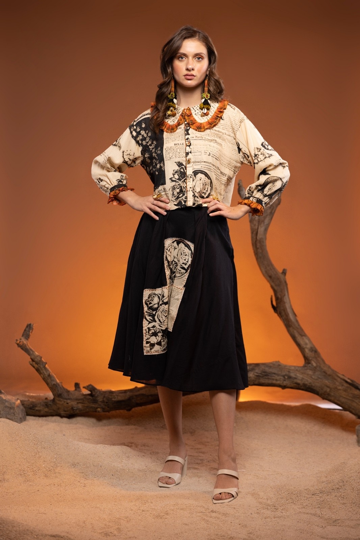 A model showcasing Black Maple Skirt Feature image by Capisvirleo from Capisvirleo's collection