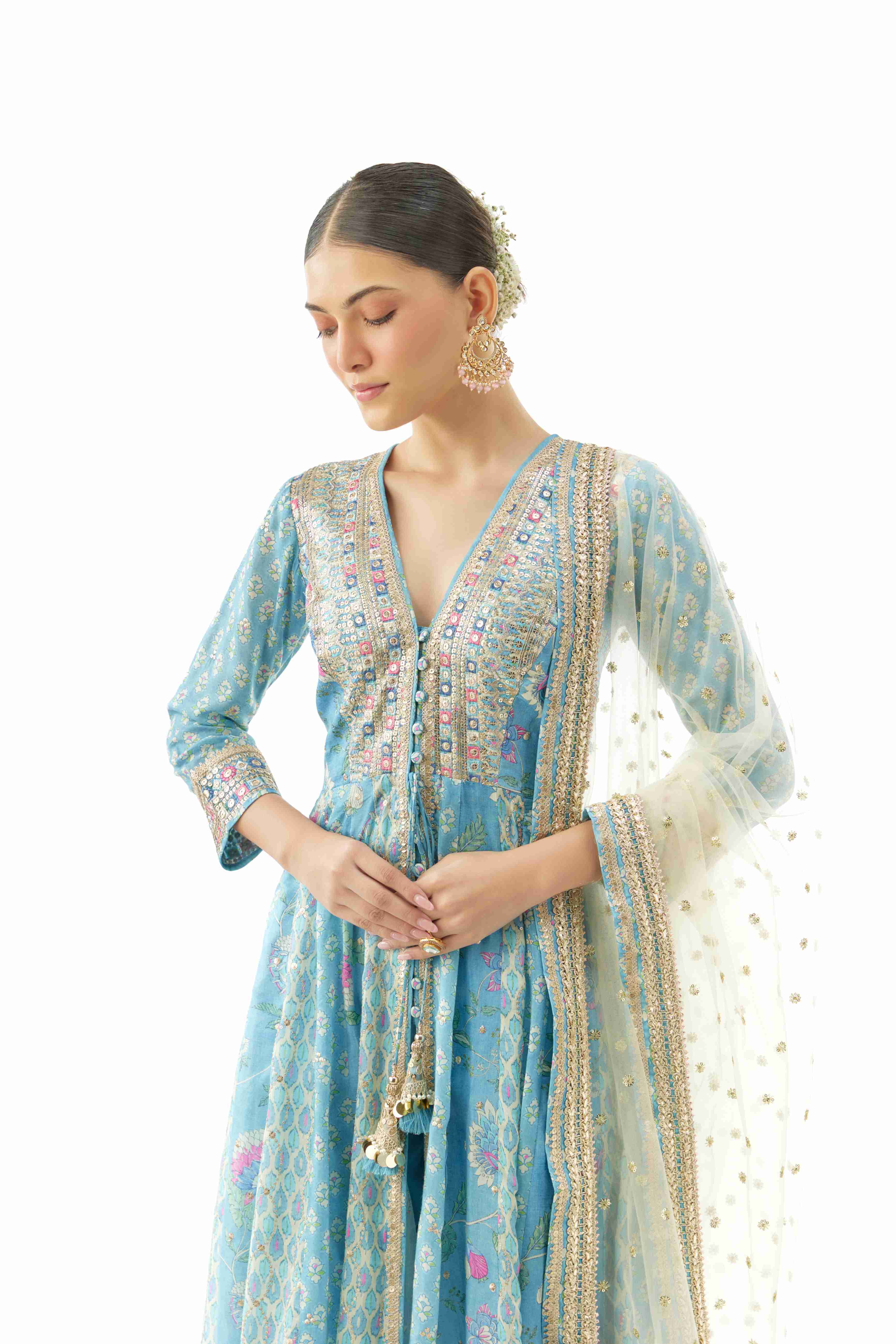 A model showcasing Reyna Blue Ag Set by Gopi Vaid from Gopi Vaid's collection