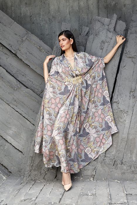 A model showcasing Pearl Grey Kaftan by Ranian from Ranian's collection
