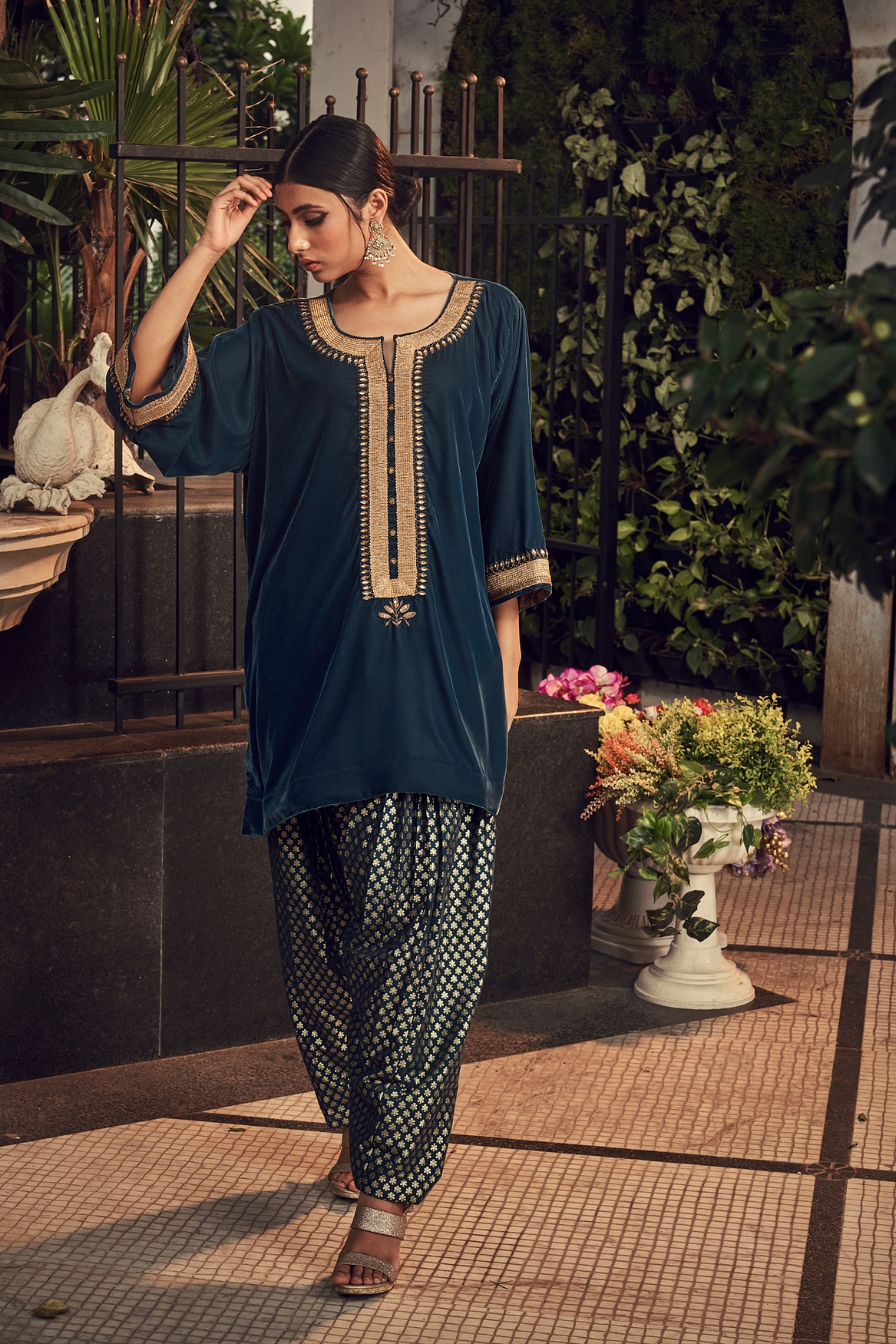 A model showcasing Prussian Blue Velvet Kurta Set Feature image by Ranian from Ranian's collection