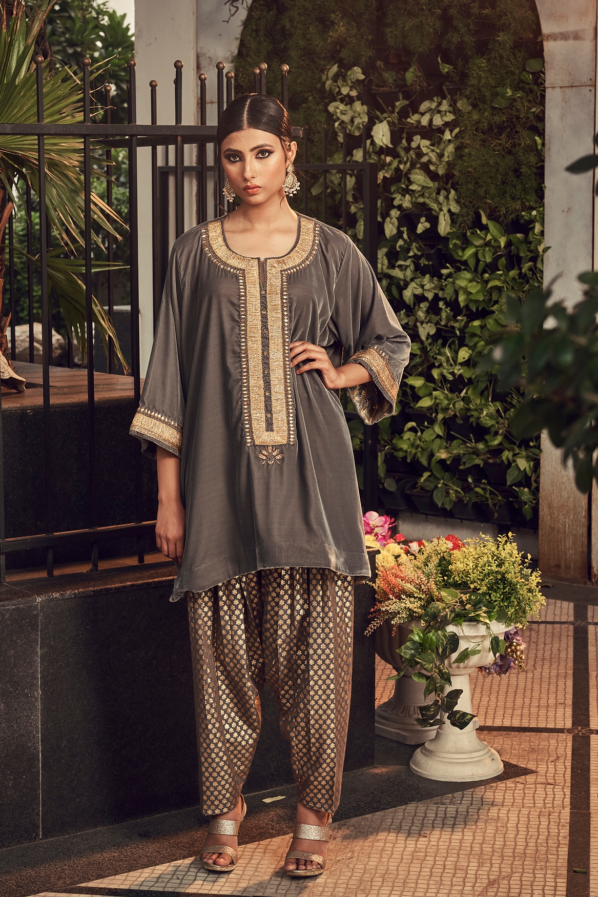 A model showcasing Steel Gray Velvet Kurta Set Feature image by Ranian from Ranian's collection