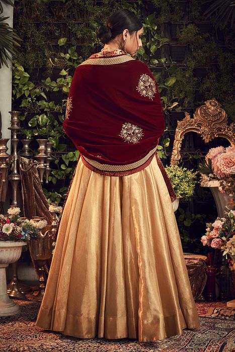 A model showcasing Oxidised Lehenga With Velvet Dupatta by Ranian from Ranian's collection A model showcasing Oxidised Lehenga With Velvet Dupatta by Ranian from Ranian's collection