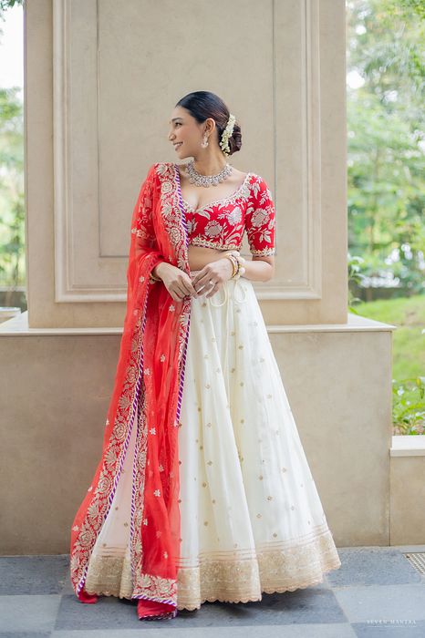 A model showcasing Juhi Godambe In Golconda Damini Lehenga Set by Gopi Vaid from Gopi Vaid's collection
