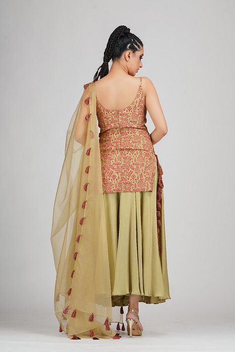 A model showcasing Sharara In Contrast Embroidery With Hand Paint by Shruti S Label from Shruti S Label's collection