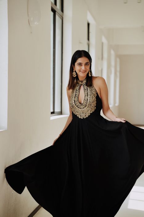 A model showcasing Karishma Mehta In Black Golconda Fana Gown by Gopi Vaid from Gopi Vaid's collection