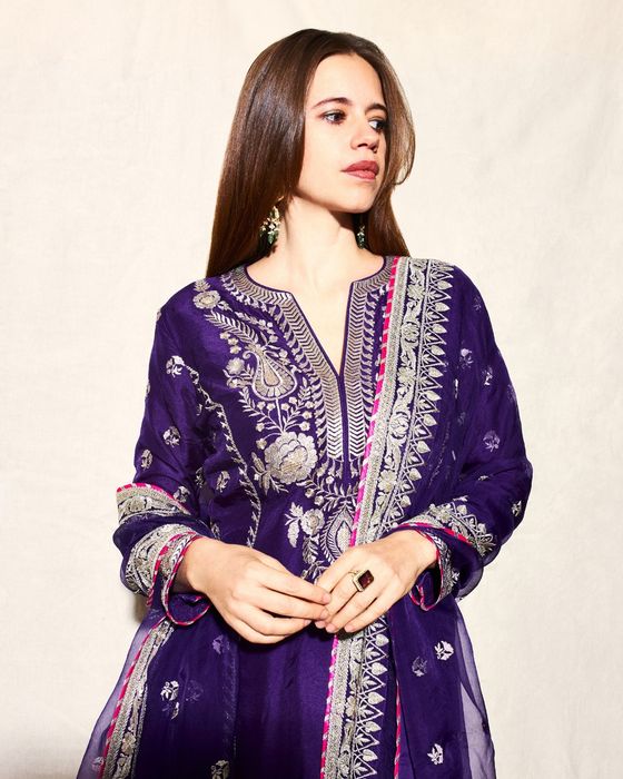 A model showcasing Kalki Koechlin In Purple Golconda Amaya Palazzo Set by Gopi Vaid from Gopi Vaid's collection