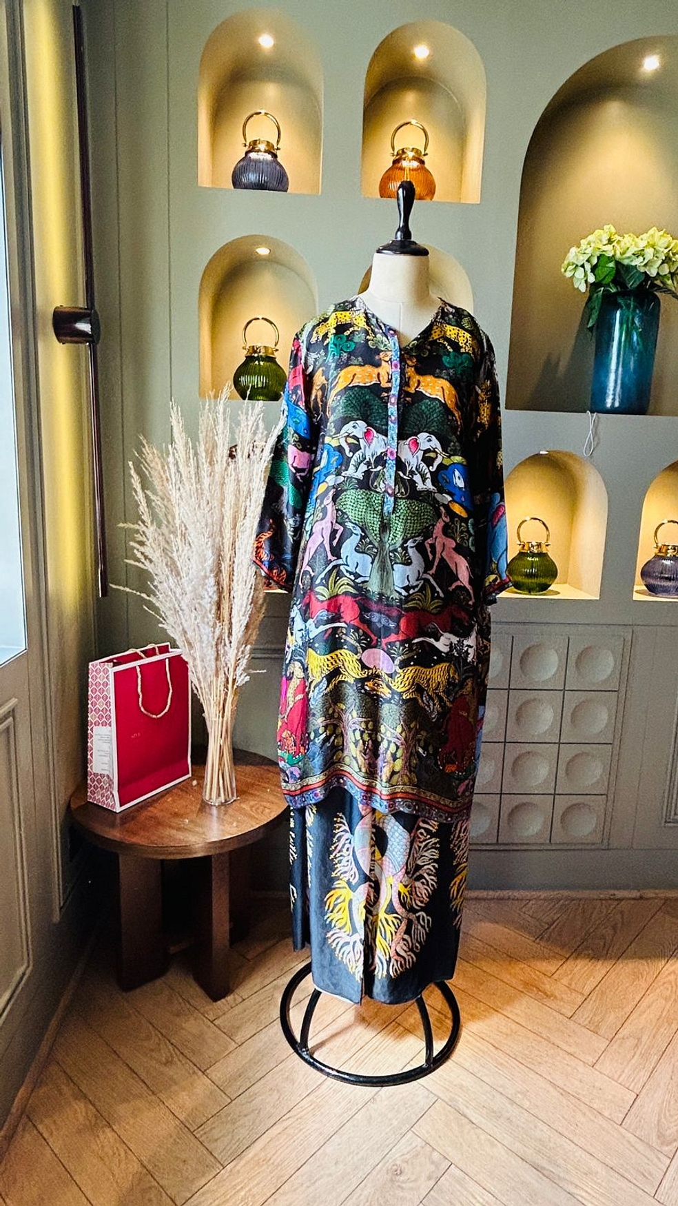 A model showcasing Long Kurta Set Feature image by Aarti Vijay Gupta from Aarti Vijay Gupta's collection