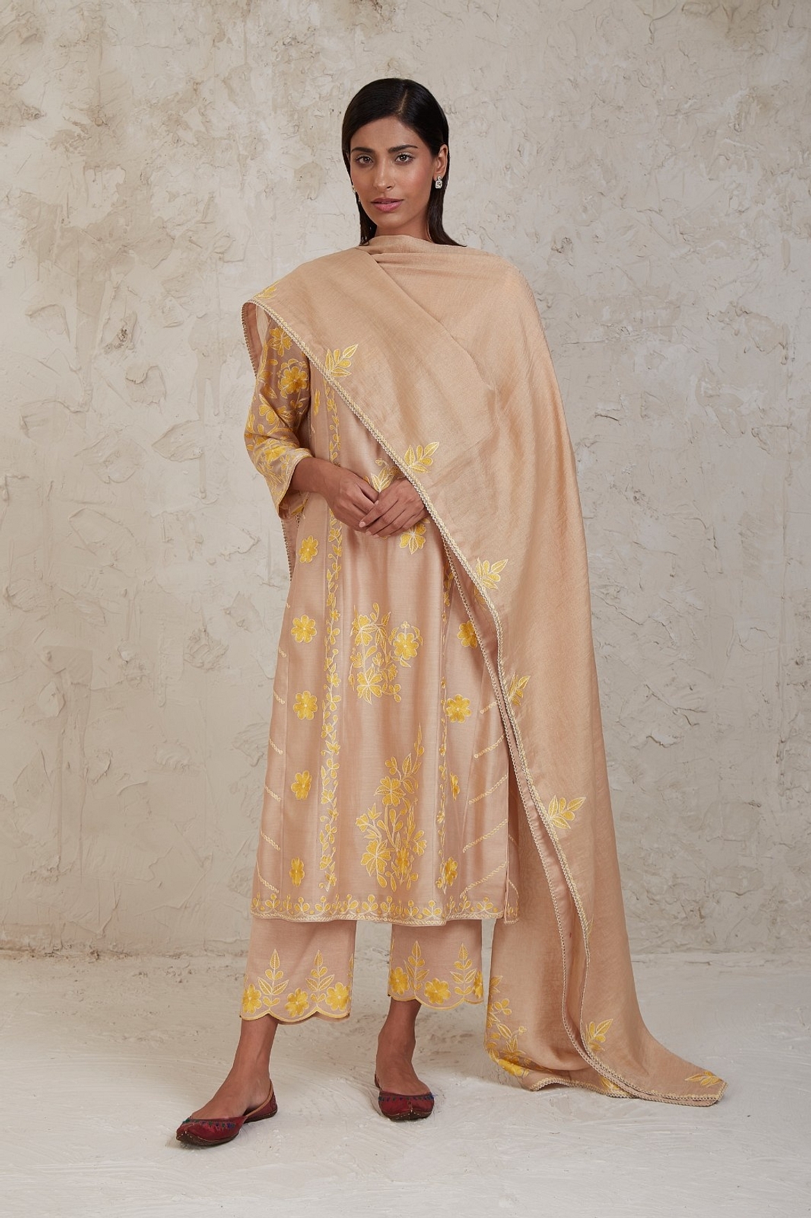 A model showcasing Hanan Beige Kurta Set Feature image by Sue Mue from Sue Mue's collection